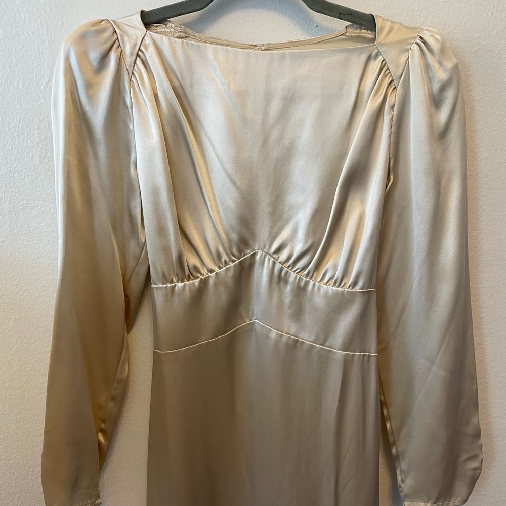 Beautiful Arklow Reformation dress